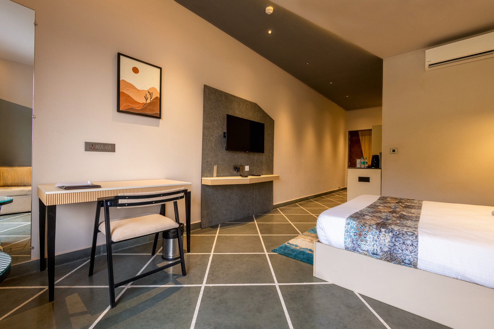 Deluxe Single Room