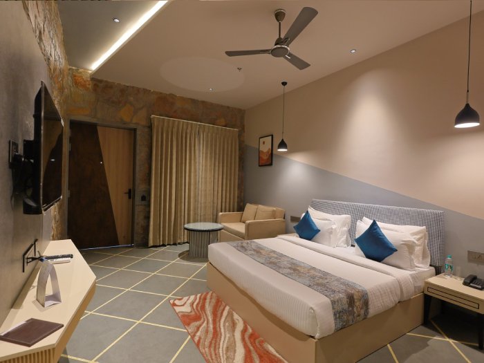 Deluxe Single Room